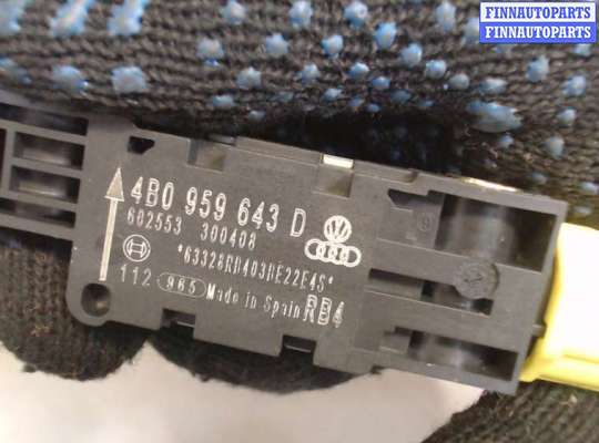 купить Датчик удара на Audi A8 (D3) 2002-2010