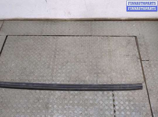 купить Уплотнитель на Citroen C4 Grand Picasso 2013-2018