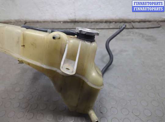 купить Бачок гидроусилителя на Chrysler 300C 2004-2011