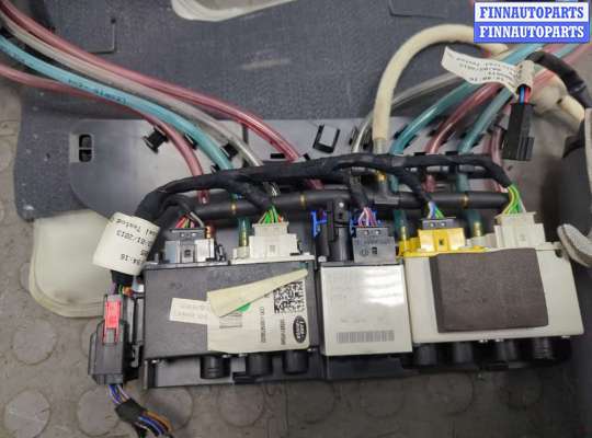 купить Обшивка сидений на Land Rover Range Rover 4 2012-2021