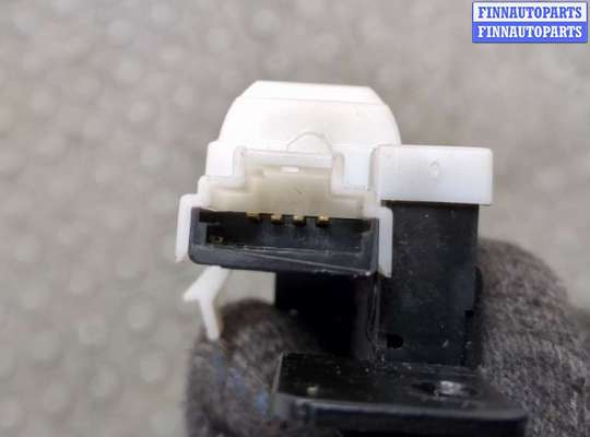 купить Замок багажника на Renault Megane 2 2002-2009