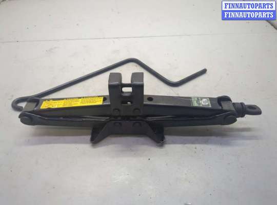 Домкрат на Toyota Matrix I (E130)