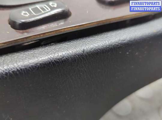 купить Кнопка стеклоподъемника (блок кнопок) на Mercedes C W202 1993-2001
