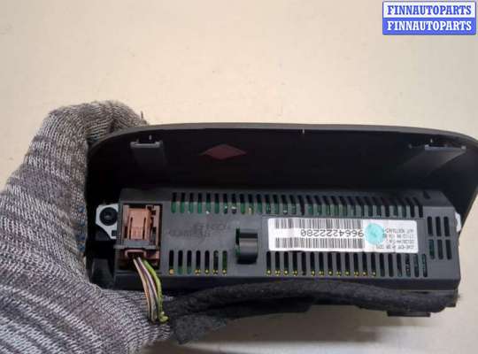 купить Дисплей компьютера (информационный) на Peugeot 307 2001-2008