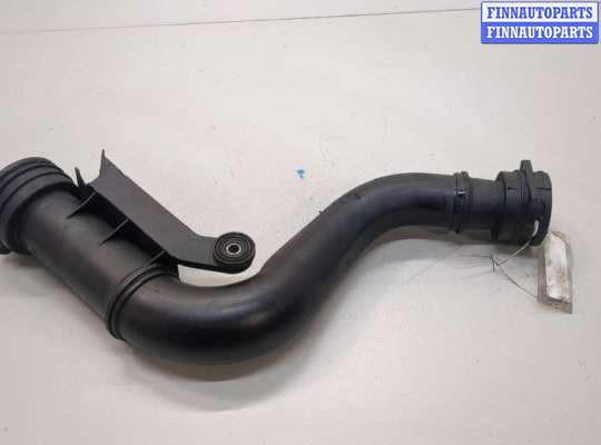 Патрубок интеркулера VG2717294 на Volkswagen Passat 6 2005-2010