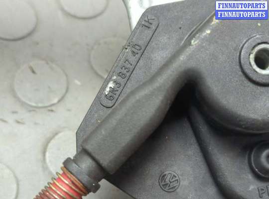 купить Стеклоподъемник механический на Volkswagen Polo 1999-2001