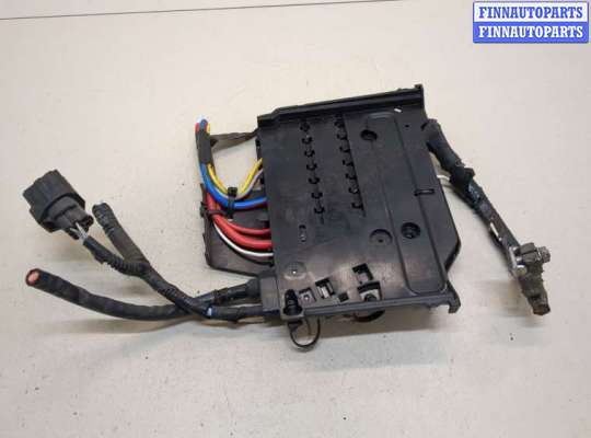 купить Блок предохранителей на Ford C-Max 2010-2015