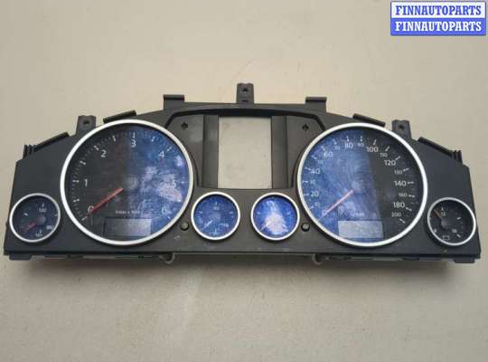 Щиток приборов (приборная панель) VG2403550 на Volkswagen Touareg 2007-2010