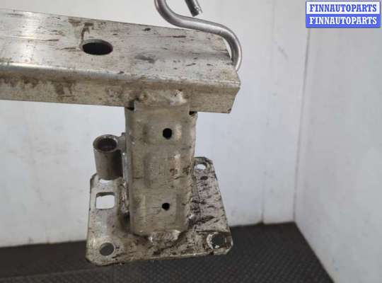 купить Усилитель бампера на Citroen C4 Picasso 2013-2018