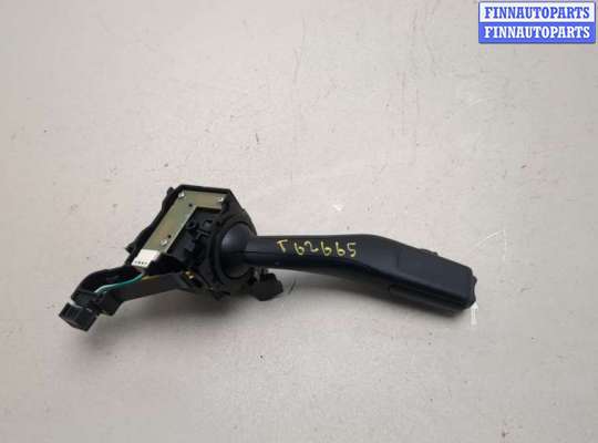 купить Переключатель поворотов на Volkswagen Golf 5 2003-2009