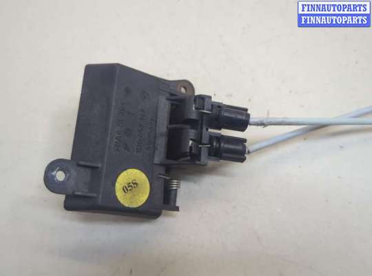 купить Ручка бардачка на Volkswagen Phaeton 2002-2010