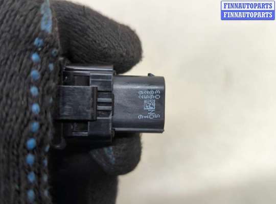 купить Кнопка открывания багажника салонная на BMW X3 F25 2010-2017