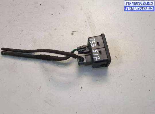 Разъем AUX/USB PG1202547 на Peugeot Boxer 2014-2025