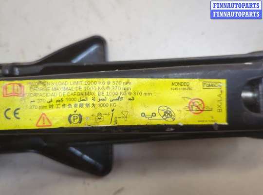 Домкрат на Ford Mondeo IV