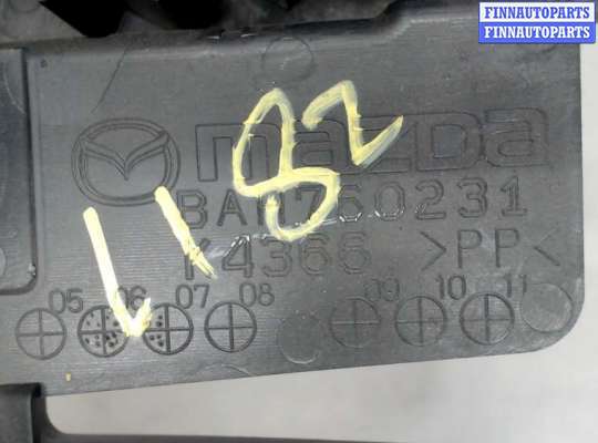 купить Кожух рулевой колонки на Mazda 3 (BK) 2003-2009