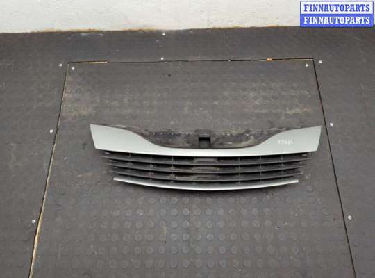 купить Решетка радиатора на Renault Laguna 2 2001-2007