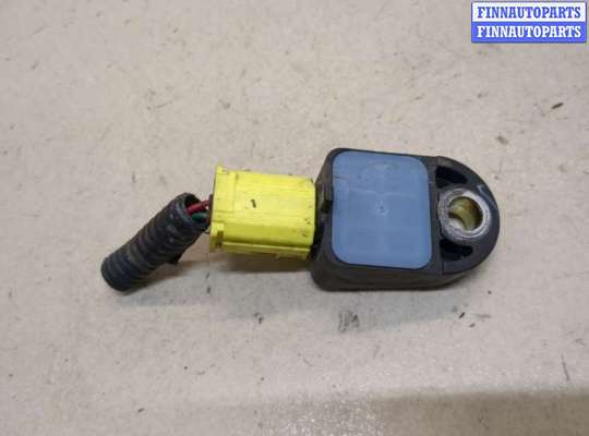 купить Датчик удара на Toyota Camry V40 2006-2011
