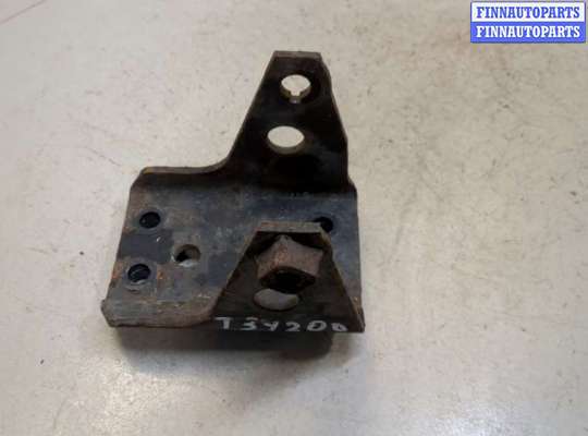 купить Кронштейн (лапа крепления) на Nissan X-Trail (T30) 2001-2007