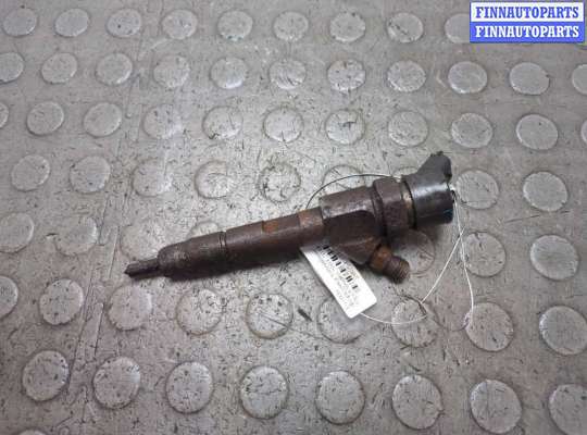 Форсунка топливная RN1539963 на Opel Vivaro 2001-2014