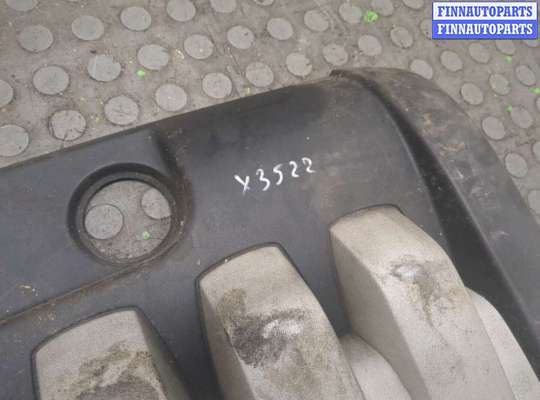 Крышка ДВС (декоративная) на Volkswagen Jetta V (1K)