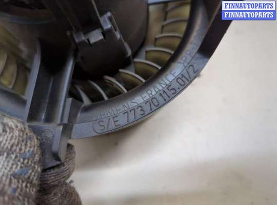 купить Двигатель отопителя (моторчик печки) на Chrysler 300M 1998-2004