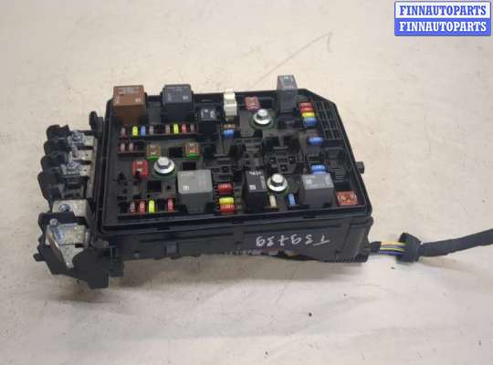 купить Блок предохранителей на Opel Astra K 2015-2021