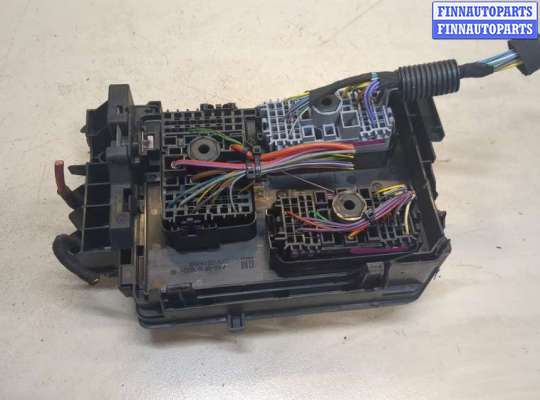 купить Блок предохранителей на Opel Astra K 2015-2021