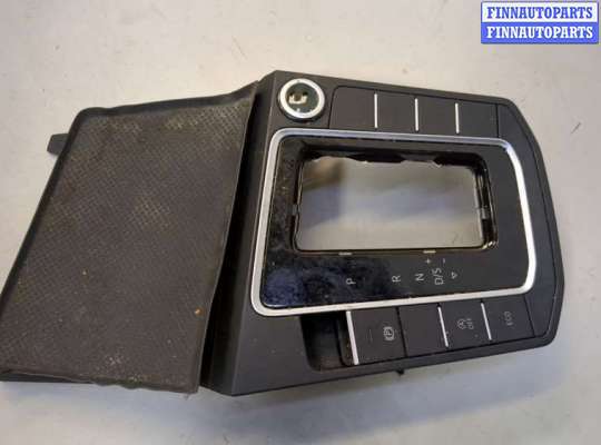 купить Рамка под кулису на Volkswagen Jetta 7 2018-2024