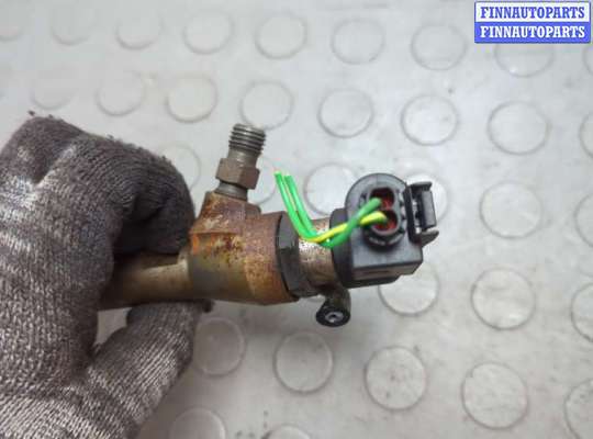 Форсунка топливная на Nissan Qashqai I (J10)