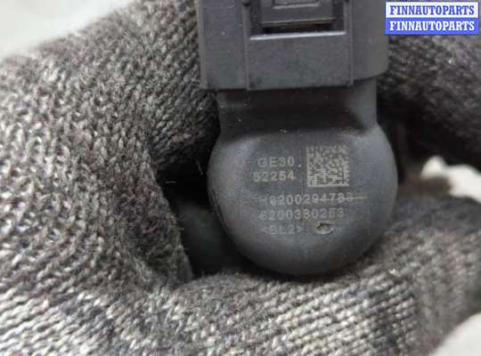 Форсунка топливная на Nissan Qashqai I (J10)