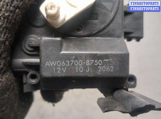 Моторчик заслонки печки на Honda Element