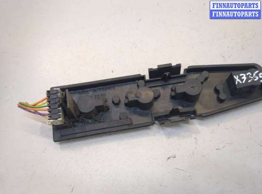 купить Плата фонаря на Nissan Navara 2004-2015