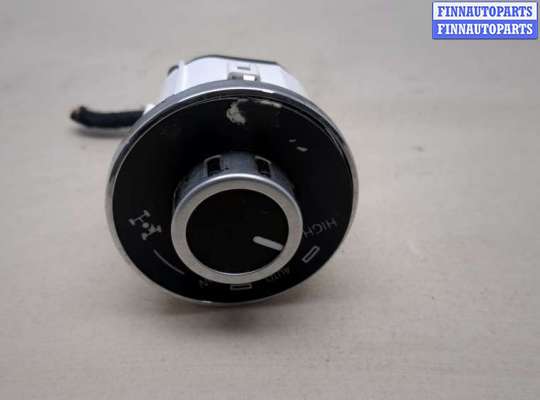 купить Кнопка включения полного привода на Volkswagen Touareg 2002-2007