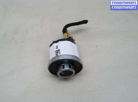 купить Кнопка включения полного привода на Volkswagen Touareg 2002-2007