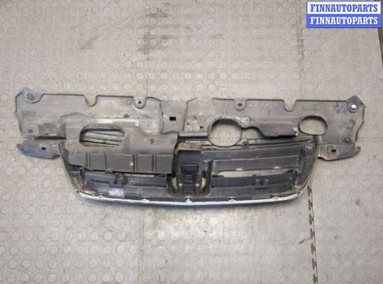 купить Решетка радиатора на Honda CR-V 2001-2006