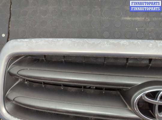 купить Решетка радиатора на Toyota Sequoia 2000-2008