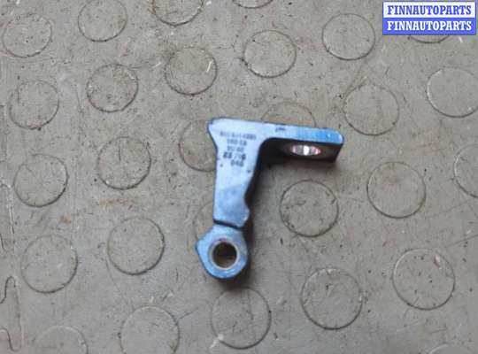 купить Петля двери на Volkswagen Jetta 6 2010-2018