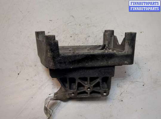 купить Кронштейн двигателя на Opel Astra J 2010-2017