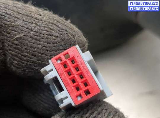 купить Зеркало боковое на Ford Fiesta 2008-2013