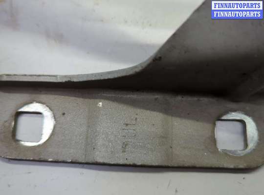 купить Петля капота на Nissan Note E11 2005-2013