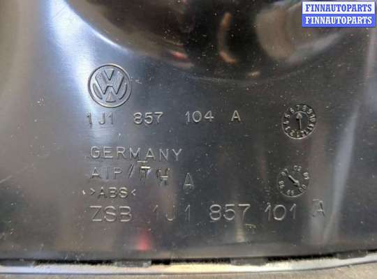Бардачок (вещевой ящик) на Volkswagen Golf IV (1J)