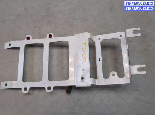 купить Кронштейн блока управления на Volvo XC90 2002-2014