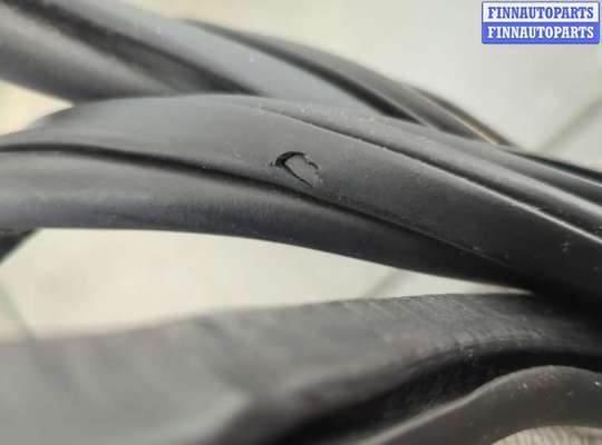 купить Уплотнитель на Audi A6 (C7) 2011-2018