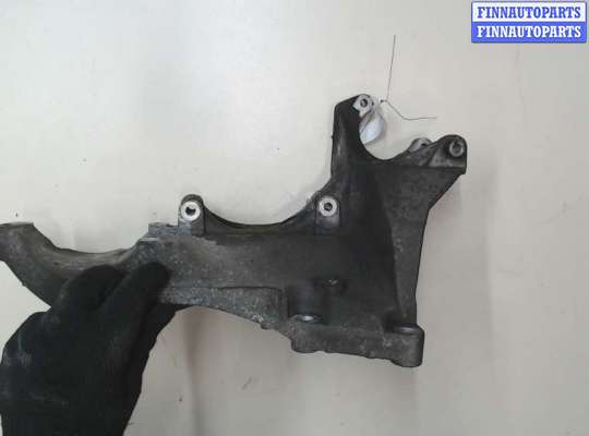 купить Кронштейн компрессора кондиционера на Volvo S40 / V40 1995-2004