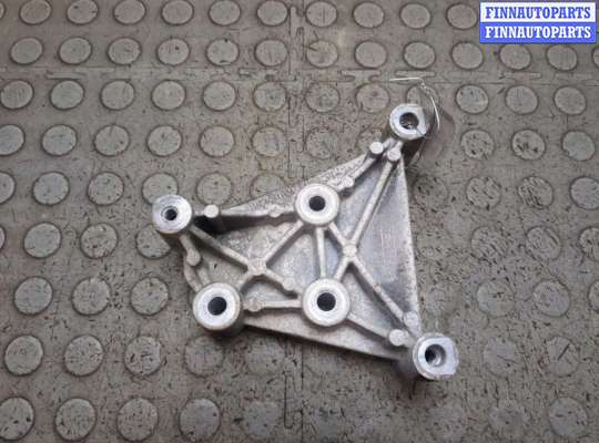 Кронштейн компрессора кондиционера FO2145629 на Ford Explorer 2019-2025