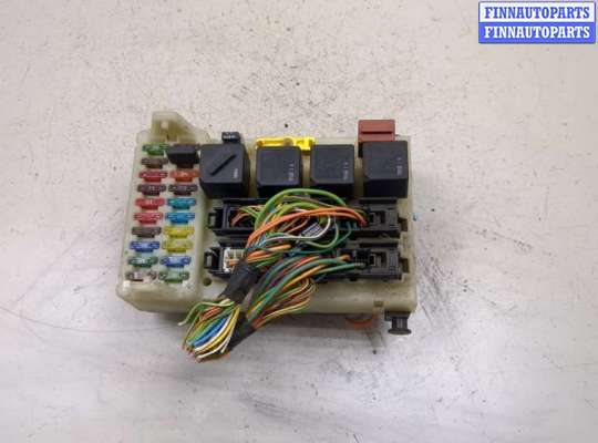 Блок предохранителей FO1888883 на Ford Mondeo 2 1996-2000
