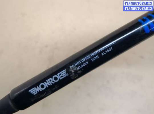 Амортизатор капота на Toyota Land Cruiser Prado 150