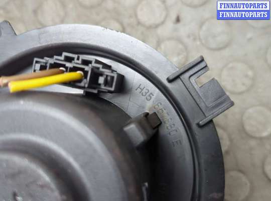 купить Двигатель отопителя (моторчик печки) на Volkswagen Bora 1998-2005