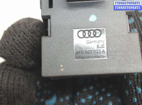 купить Кнопка круиз контроля на Audi A6 (C6) 2005-2011