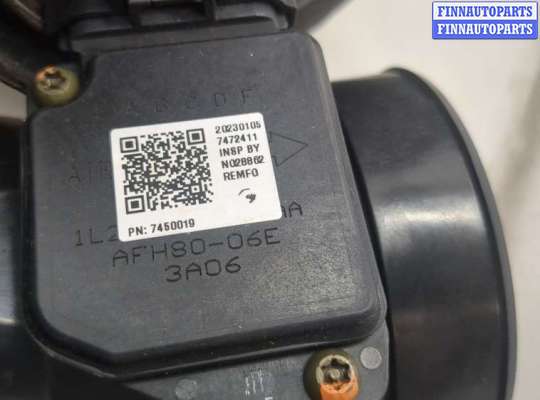 купить Корпус воздушного фильтра на Lincoln Navigator 2002-2006